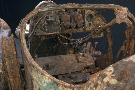 Bugatti cockpit showing remaining magnetos and gauges (Click for larger)